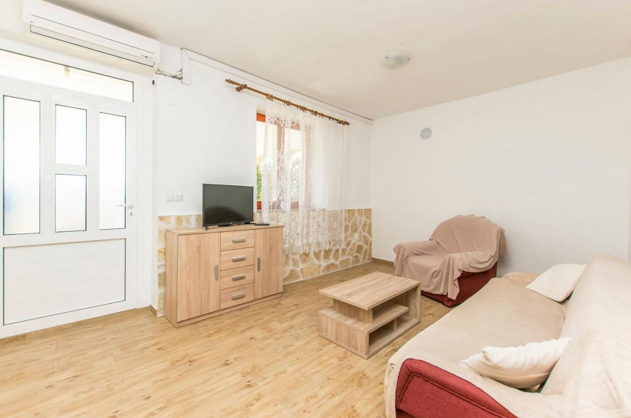 Apartments Kata เกรบัชติซา ภายนอก รูปภาพ